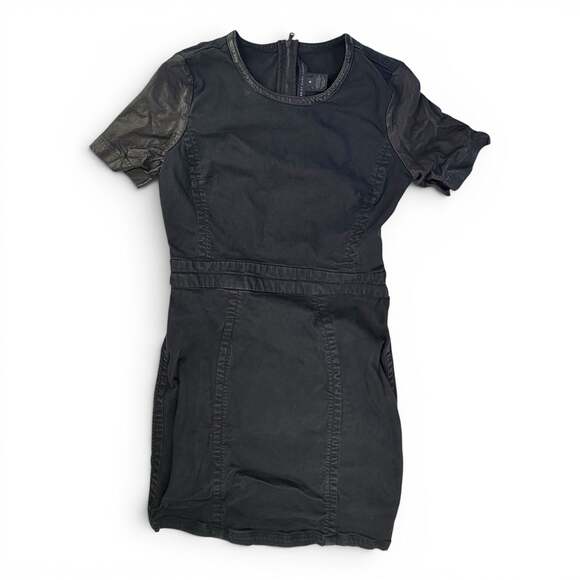 Marc by Marc Jacobs Dresses & Skirts - Marc by Marc Jacobs Leather Sleeve Denim Mini Dress Size 0